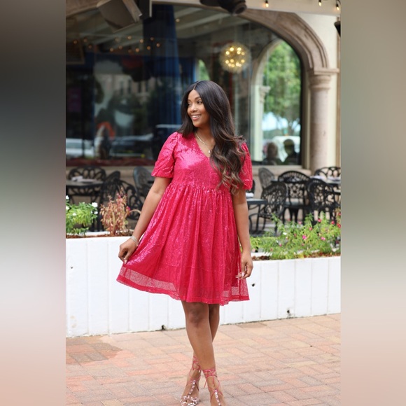 ALL THAT SHIMMERS SEQUIN DRESS IN MAGENTA BY PINK DESERT M - Picture 2 of 6